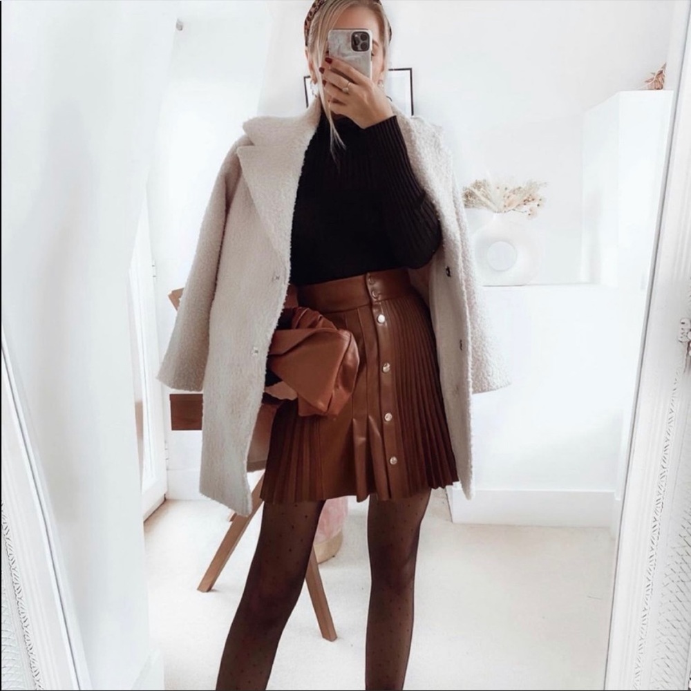 NWOT FAUX LEATHER PLEATED SKIRT BROWN ZARA BLOGGER